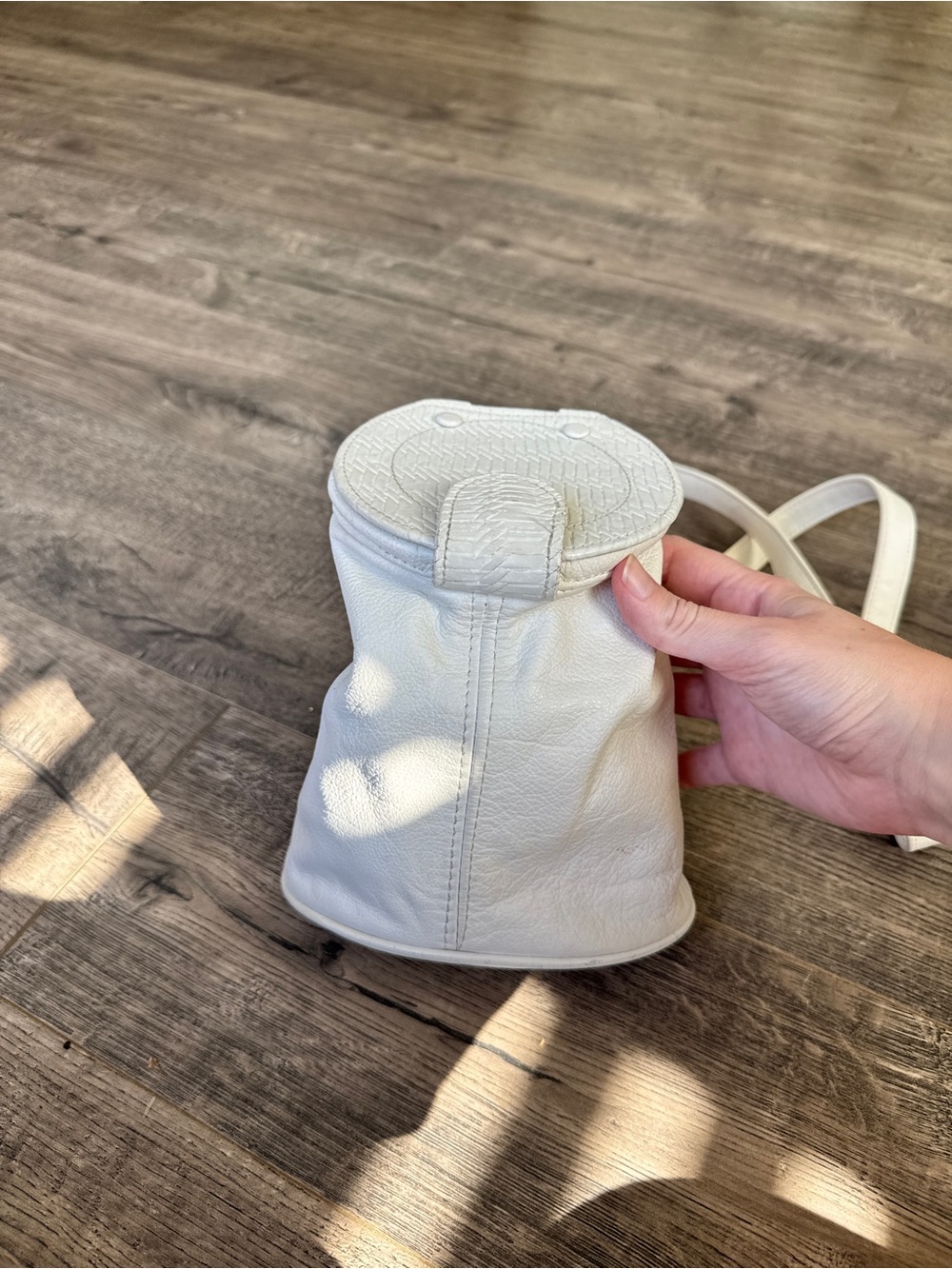 Vintage Maxx New York White Leather mini Bucket Bag Crossbody Bag